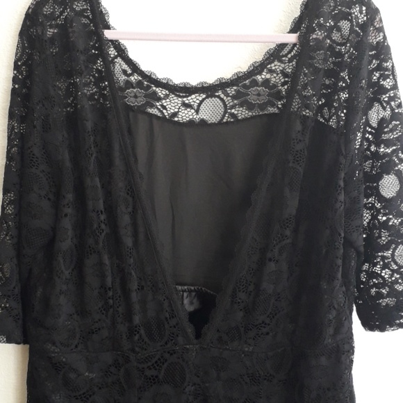 Lacey Plus Size Maxi Dress - Picture 3 of 8